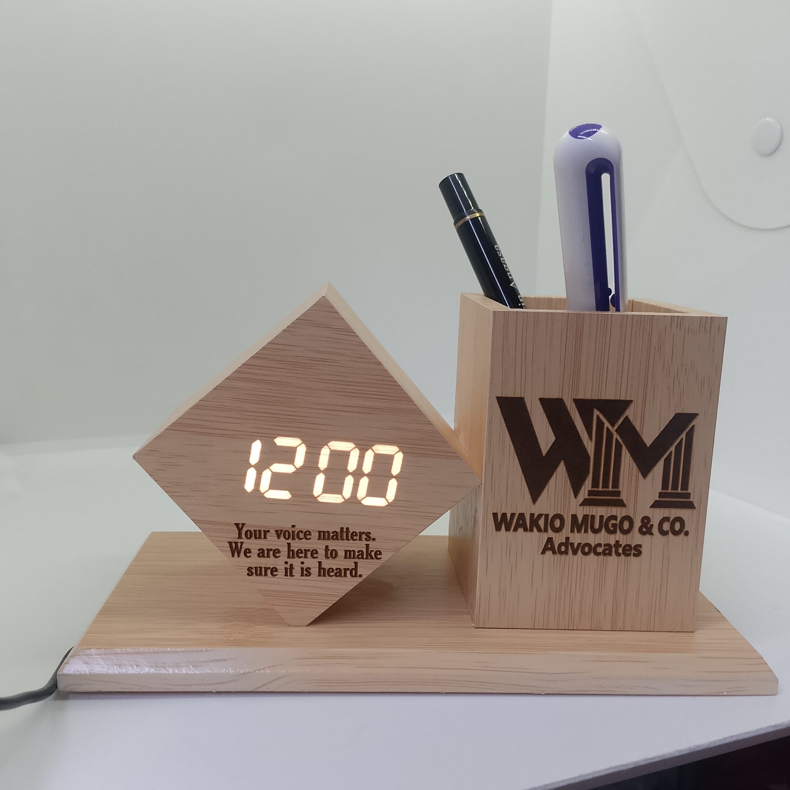 wooden engraved pen holder wooden engraved pen holder